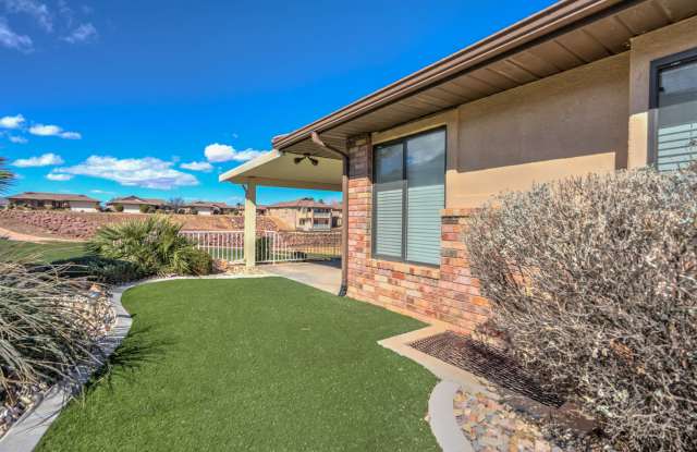 Fully Furnished - Amazing Golf Course Views - Community Pool! - 2228 Chippenham Court, St. George, UT 84770