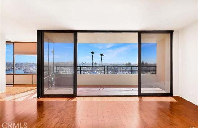 4335 Marina City Drive photos photos