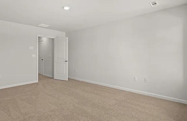 210 Deerberry Dr Gallery 4