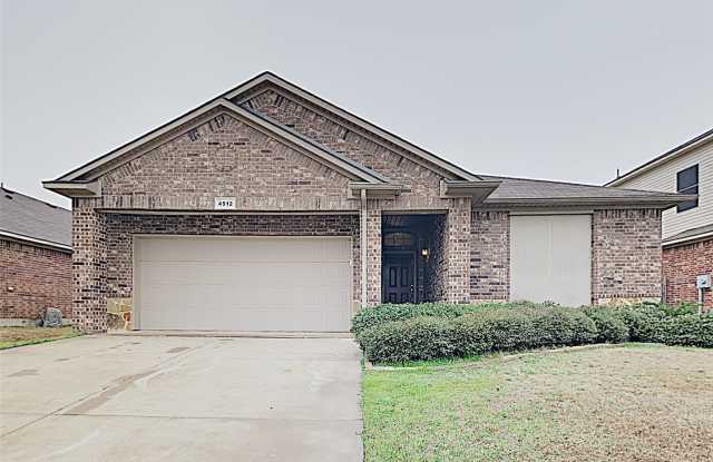 4512 Remuda Ln - 4512 Remuda Lane, Denton, TX 76226