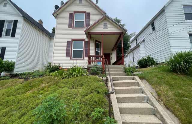 Two Bedroom Home - NE Side of Grand Rapids! photos photos