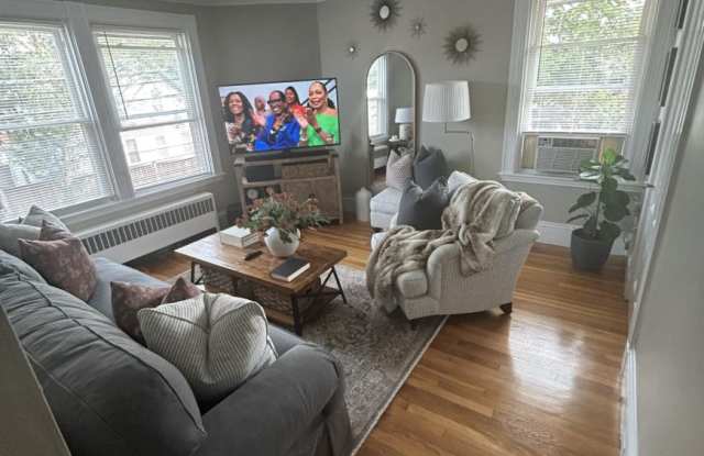 25 Elm St. photos photos