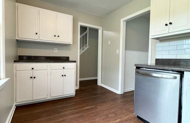 4-Bedroom, 3.5-Bath Townhome in Hethwood Community Gallery 4