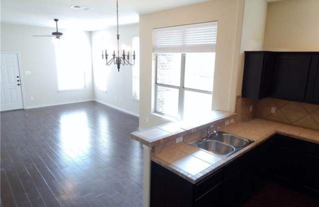 118 Creekside Villa Drive Gallery 4