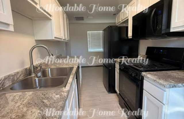 3220 E Monte Vista Dr photos photos