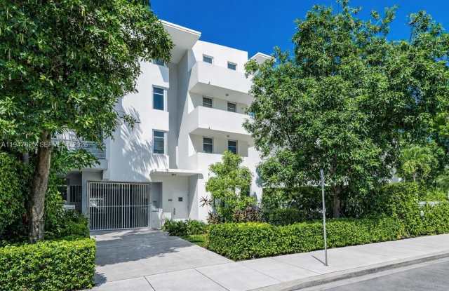 1532 Drexel Ave photos photos