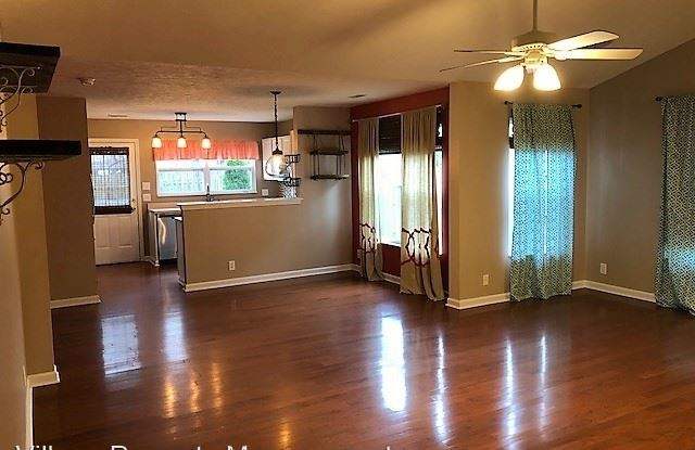 4028 Longfellow Drive Gallery 3