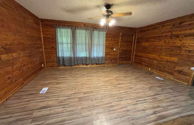 COUNTRY LIVING IN THE DESIRABLE CITY OF HAUGHTON, LOUISIANA Gallery 4