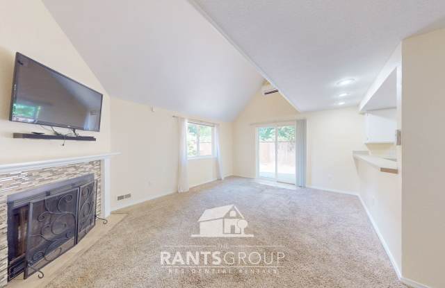 2 bed 2 bath Condo in Tumwater! Pool & Clubhouse! photos photos 2 bed 2 bath Condo in Tumwater! Pool & Clubhouse! photos photos