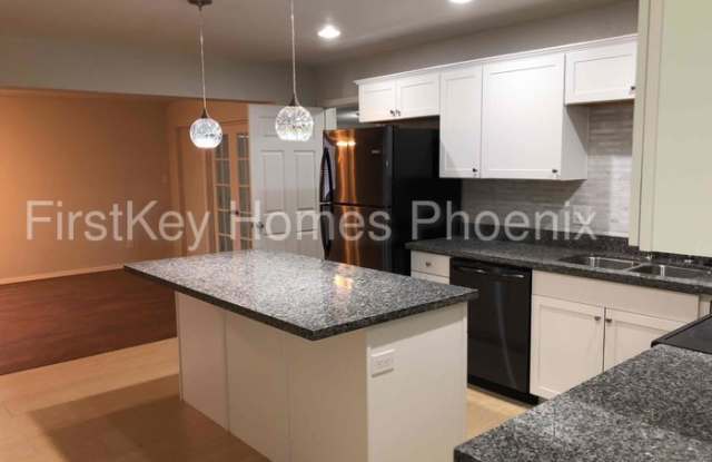 4140 West Las Palmaritas Drive Gallery 3
