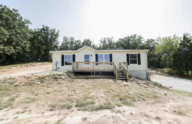 28200 Lake Hill Court Gallery 1