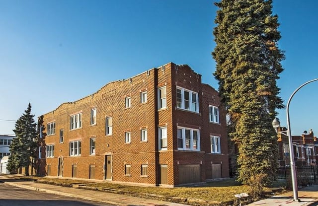 2100 S Kildare Ave photos photos