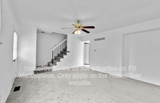 411 Gainsborough Ct Gallery 4