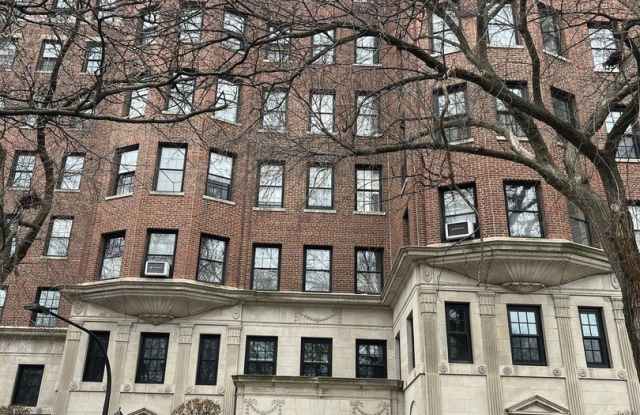 2608 N Lakeview Avenue unit: 6D photos photos