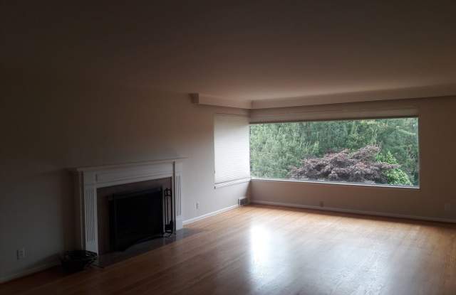 1911 31st Ave W Gallery 3