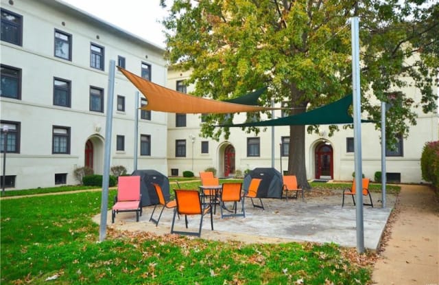 605 Westgate Avenue - 605 Westgate Avenue, University City, MO 63130