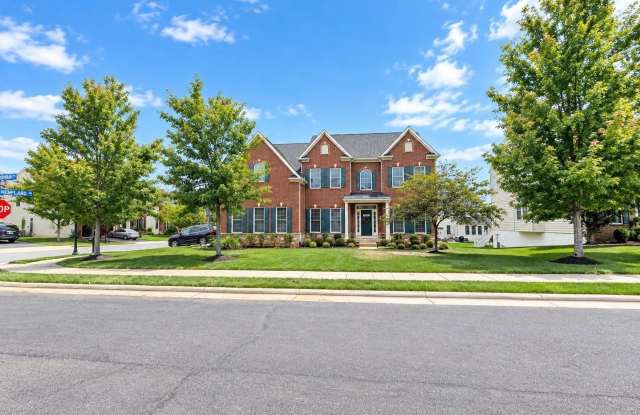 44366 HEMPLAND Drive Gallery 2