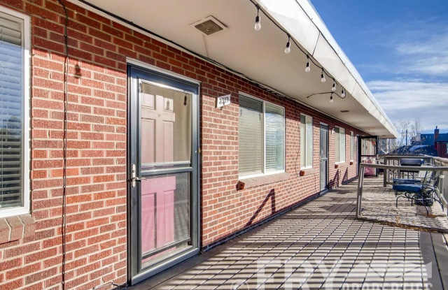 3217 Newton St Gallery 2