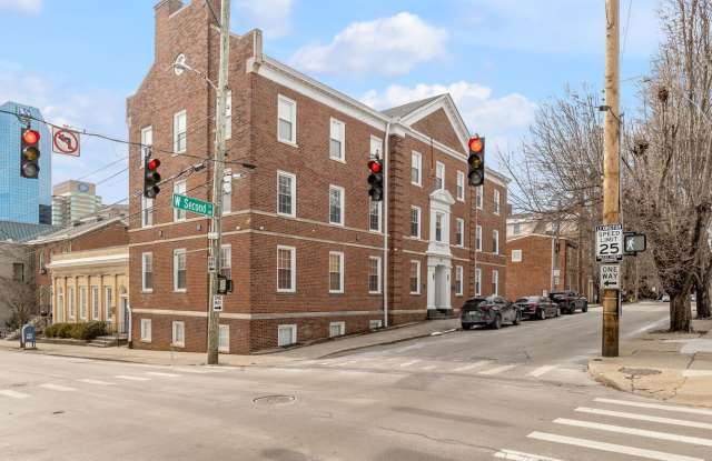 200 W Second Street Gallery 3