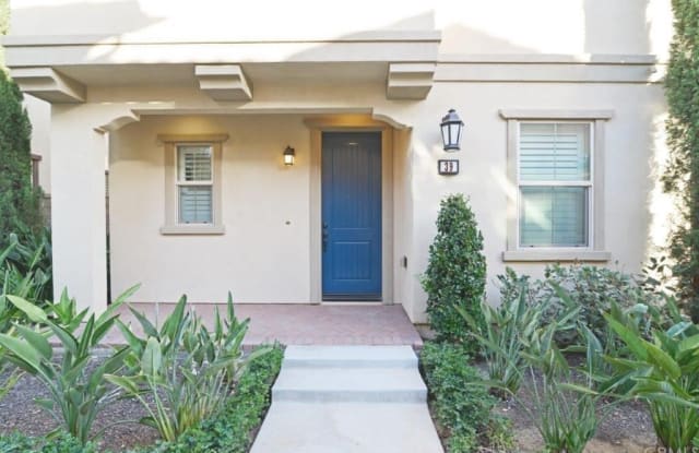 39 Canoe - 39 Canoe, Irvine, CA 92618