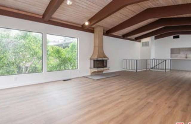 2819 Pacific View Trail Gallery 2