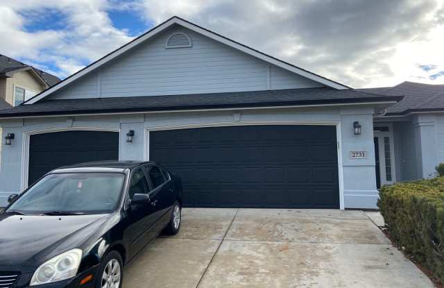 Corner Lot Home with Bonus/Flex Space! - 2731 West Divide Creek Street, Meridian, ID 83646