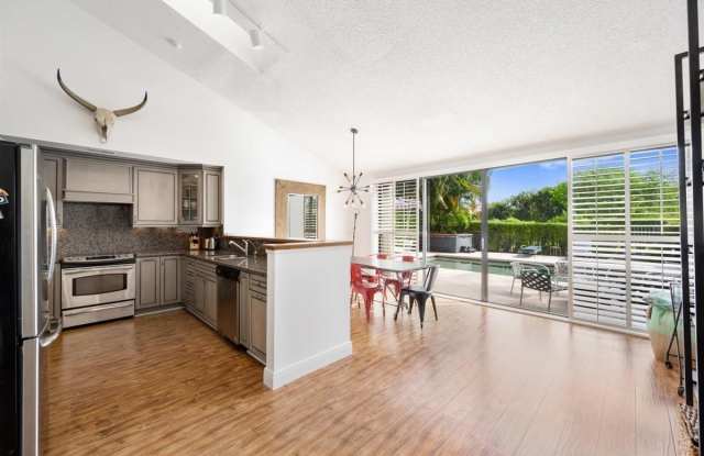 2592 Sheltingham Drive - 2592 Sheltingham Drive, Wellington, FL 33414