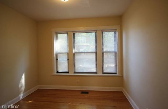 5032 N Western Ave 3 Gallery 2