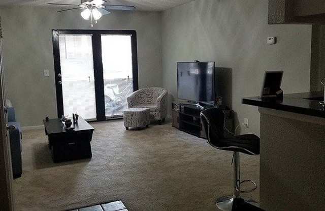 1801 Harbor Pointe Parkway Gallery 3
