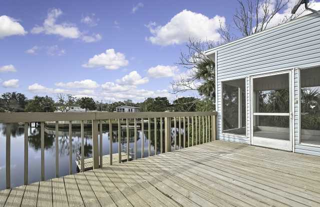 7132 Wilcox Dr Gallery 2
