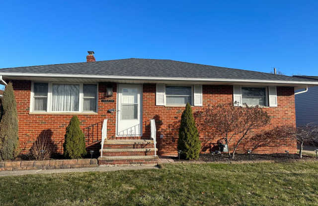 Multi Family Home 3 Bedroom and 2 Bath - 30875 Roosevelt Road, Wickliffe, OH 44092