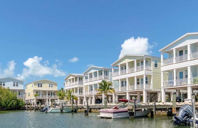 Tarpon Harbour photos photos