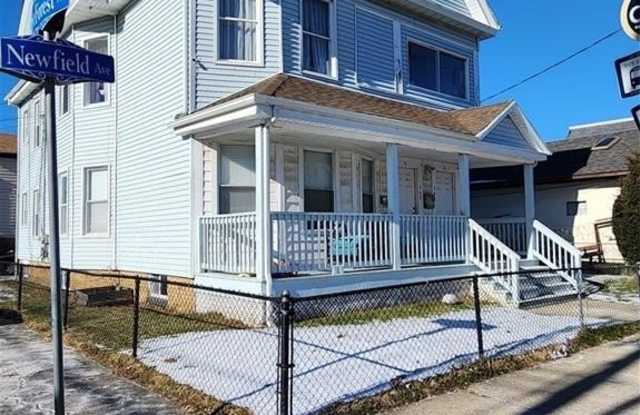 147 Newfield Avenue - 147 Newfield Avenue, Bridgeport, CT 06607