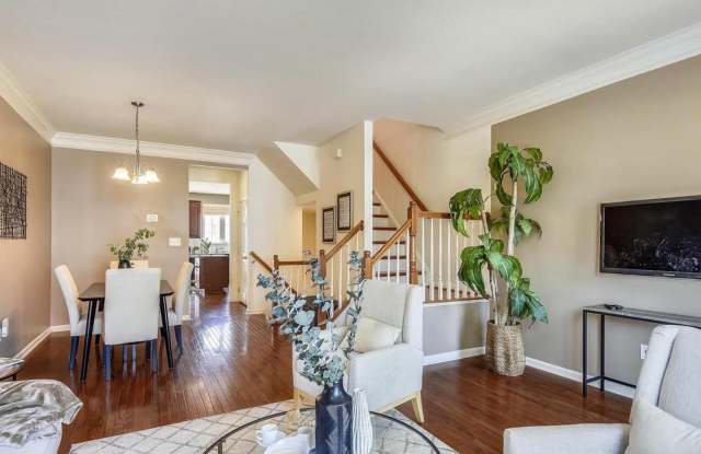 Stunning 2bd/2.5ba TH nestled within the prestigious Belmont Country Club! photos photos