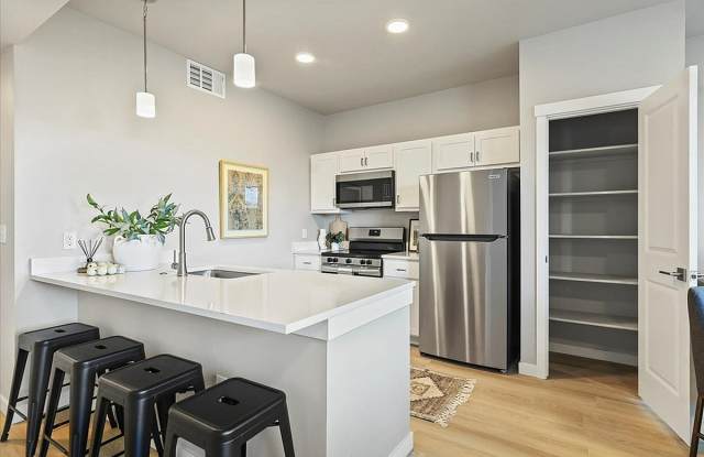 Franklin Loft Apartments Gallery 3