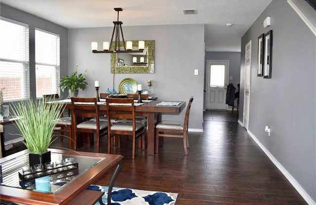 1701 Pebblebrook Way Gallery 3