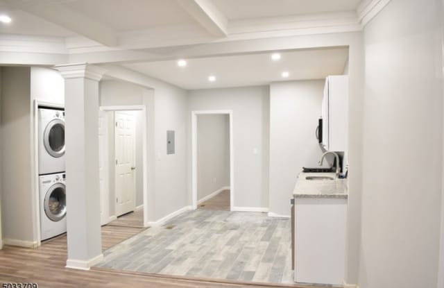 447 Avon Avenue - 447 Avon Avenue, Newark, NJ 07103