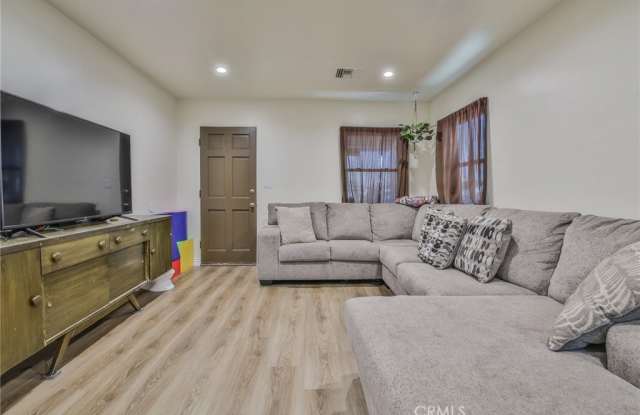 13912 Regentview Avenue - 13912 Regentview Avenue, Bellflower, CA 90706