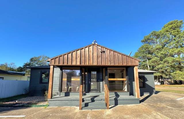 3015 Texas Blvd photos photos