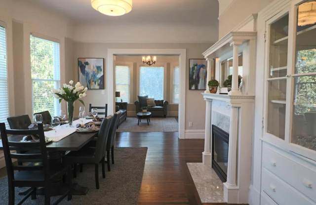 2207 E 21st St photos photos
