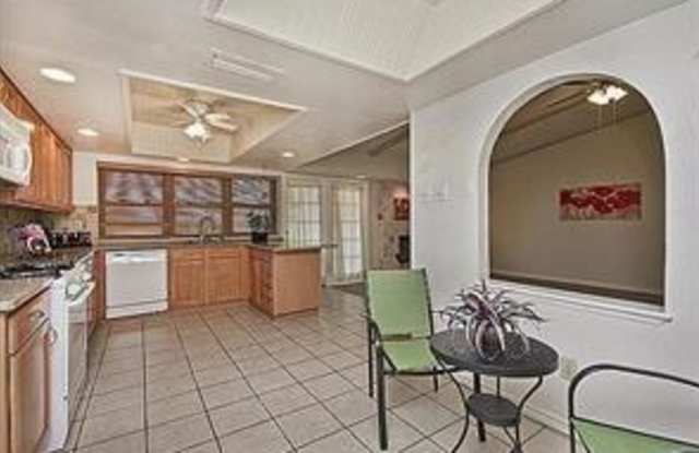 6412 Fort Scott Court Gallery 4