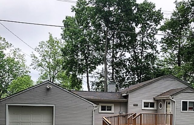 4310 Leroy Court - 4310 Leroy Ct, Oakland County, MI 48383