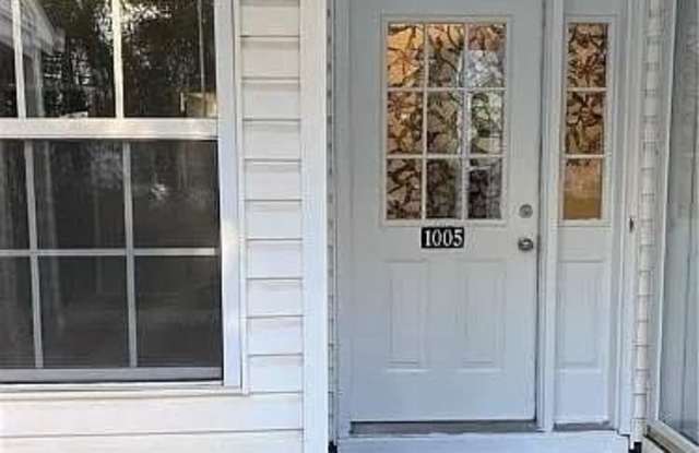 1005 Stony Brook Way photos photos