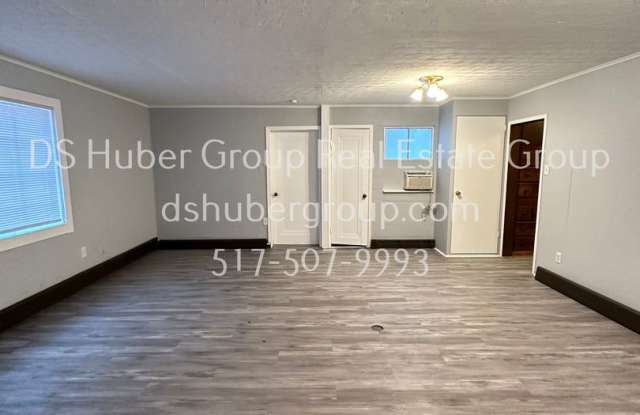2588 Haslett East Lansing, MI 48823 Gallery 1