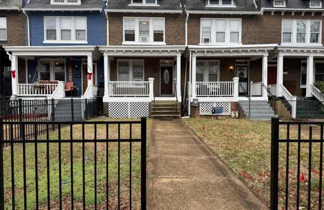 1805 POTOMAC Avenue SE photos photos