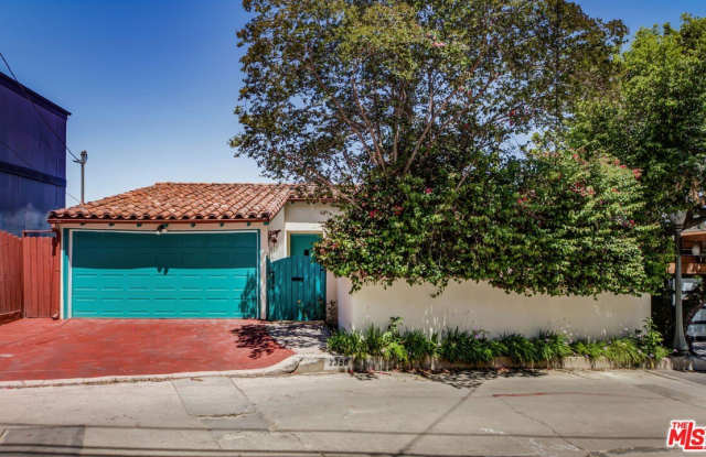 2350 Lyric Ave photos photos