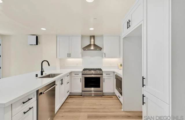 1103 Catania Ct Gallery 3