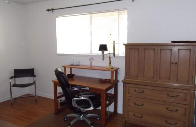 445 Maravilla Drive - BR3 - 445 Maravilla Drive, Riverside, CA 92507