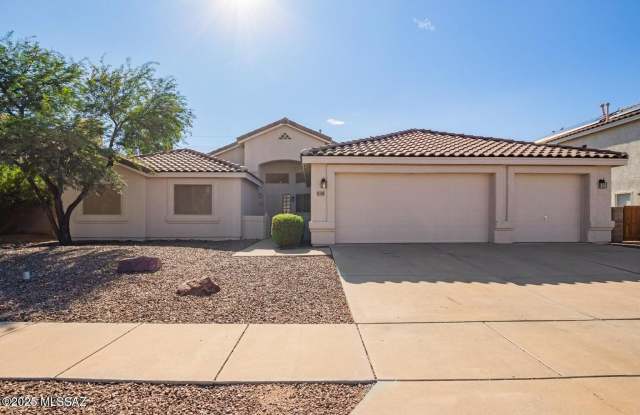 638 S Sierra Nevada Drive photos photos