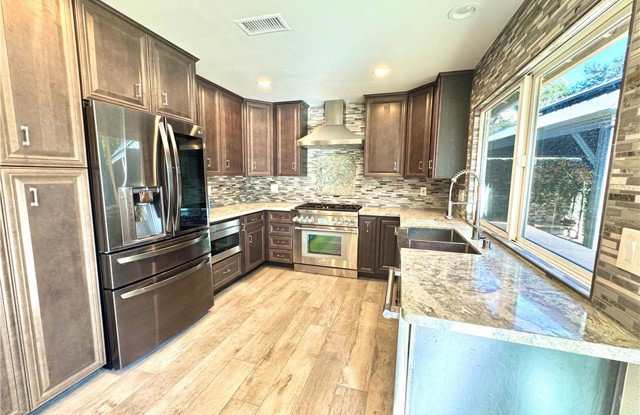 29142 Bobolink Drive Gallery 3